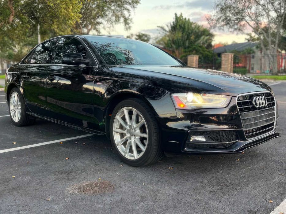 Audi A4      2015
