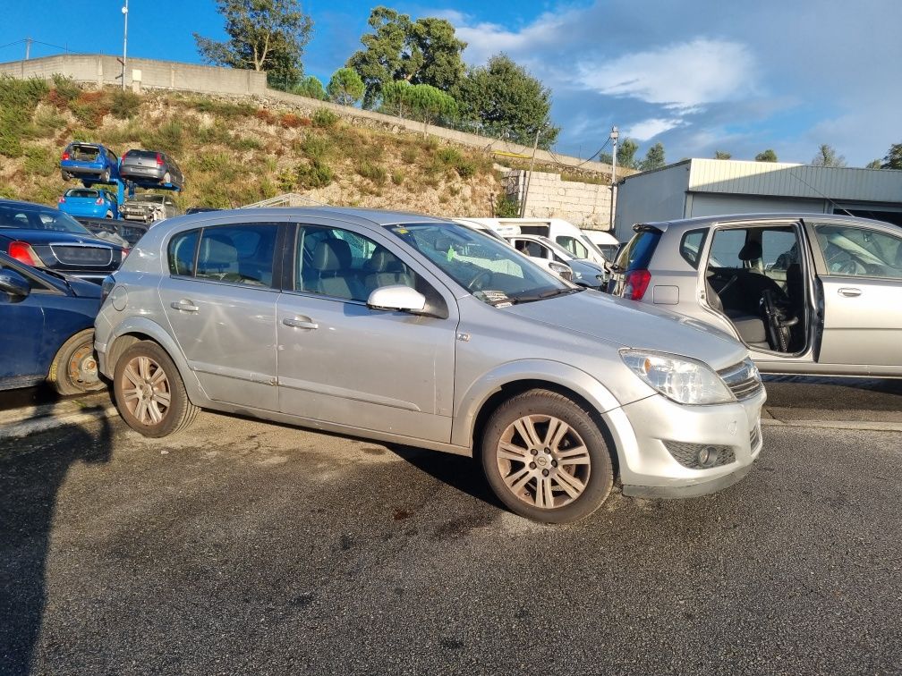 Opel Astra H 1.7 CDTi 125 CV de 2009 para peças