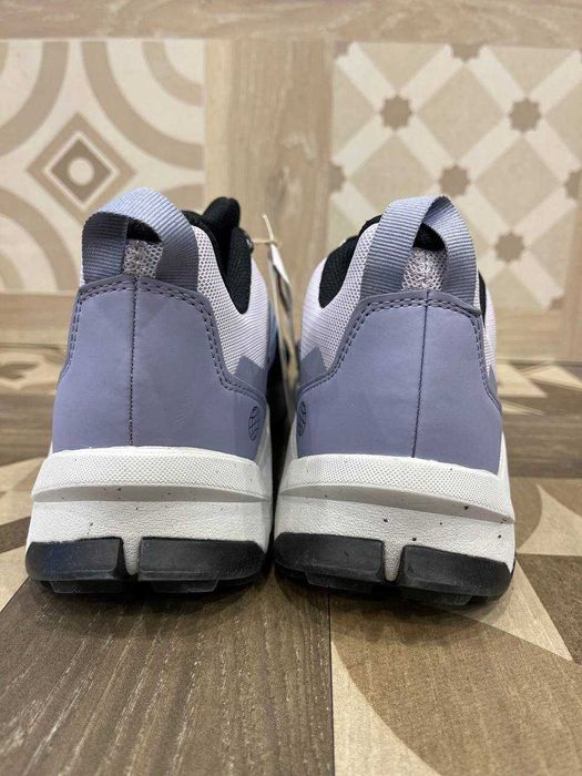 Розпродаж! Нові оригінальні кросівки Adidas Terrex AX4 W (38 2/3)