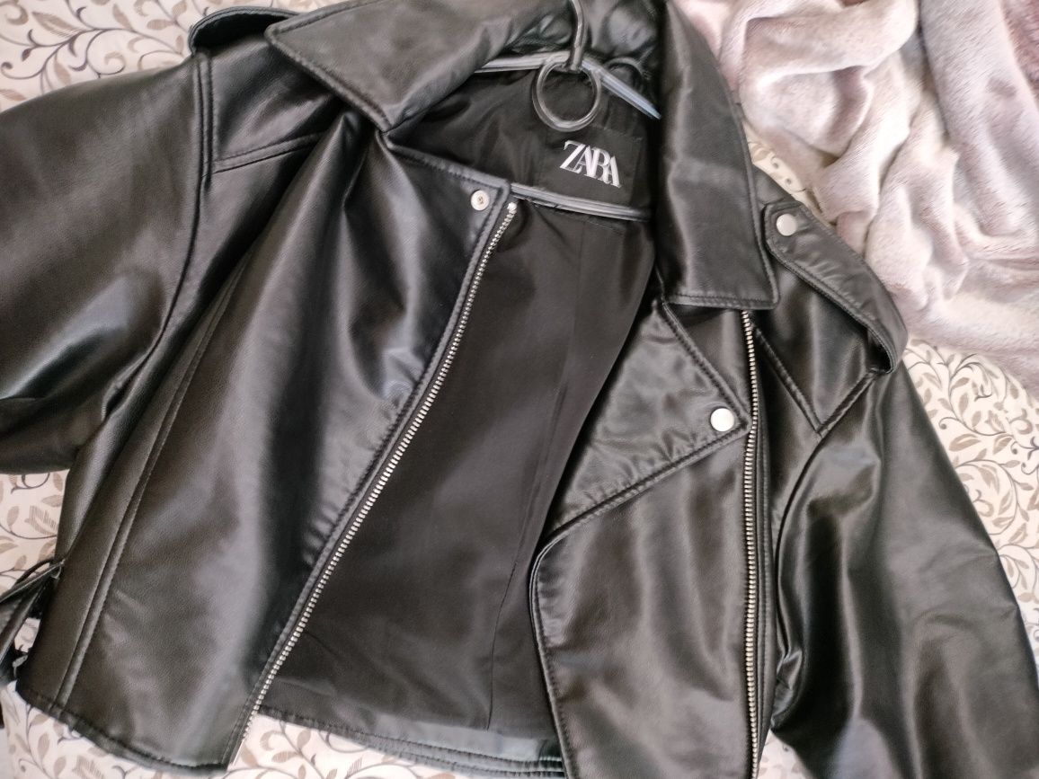Куртка женская фирмы “ZARA”, «косуха»