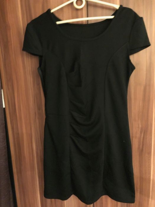 Sukienka tunika czarna rozmiar M 38 stan idealny, jak nowa
