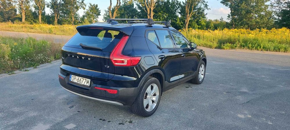 Volvo XC 40 T3 Momentum Pro Automat zadbany