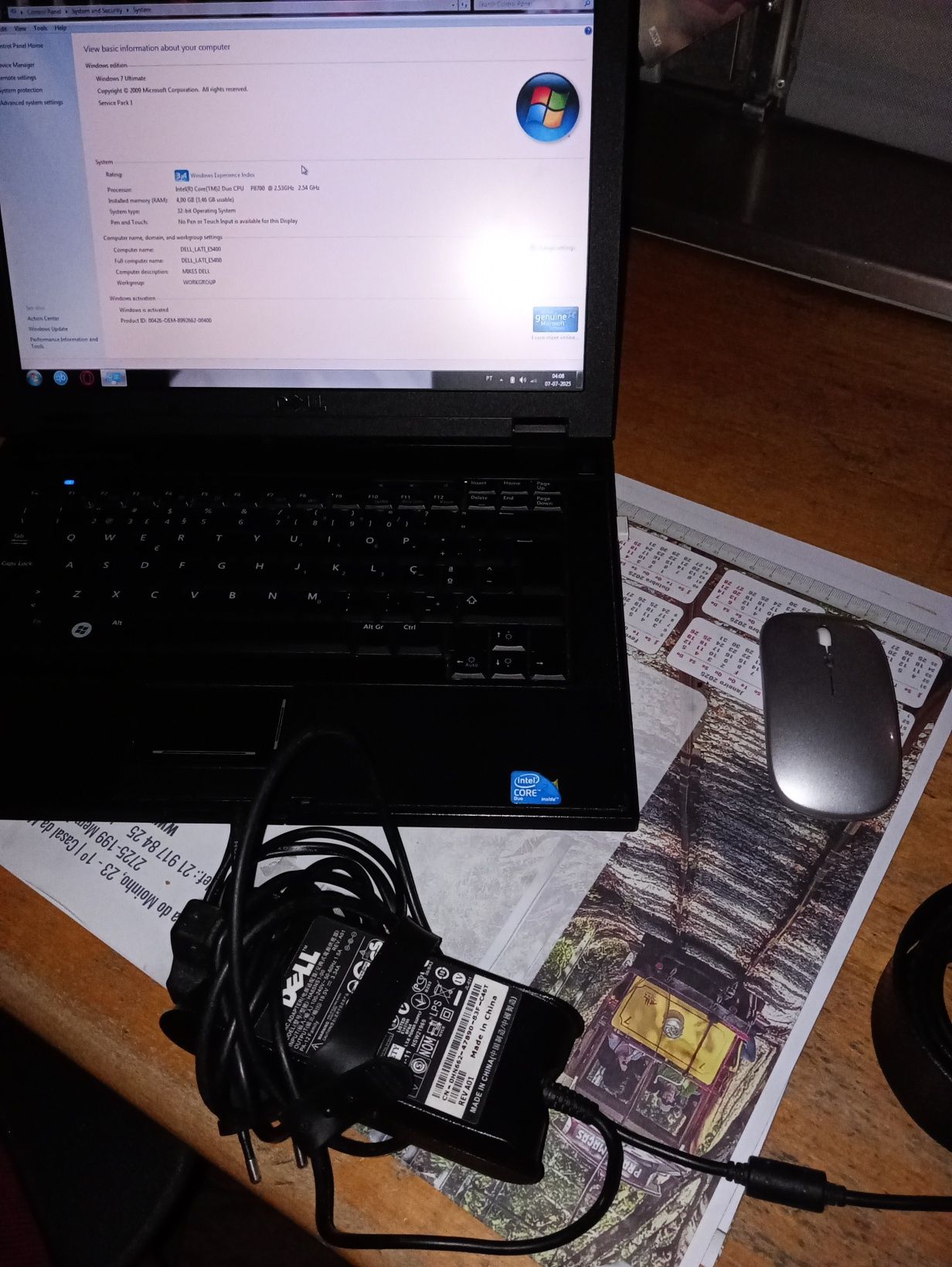 Dell E5400 4gb RAM Windows 7 Ultimate + Extras
