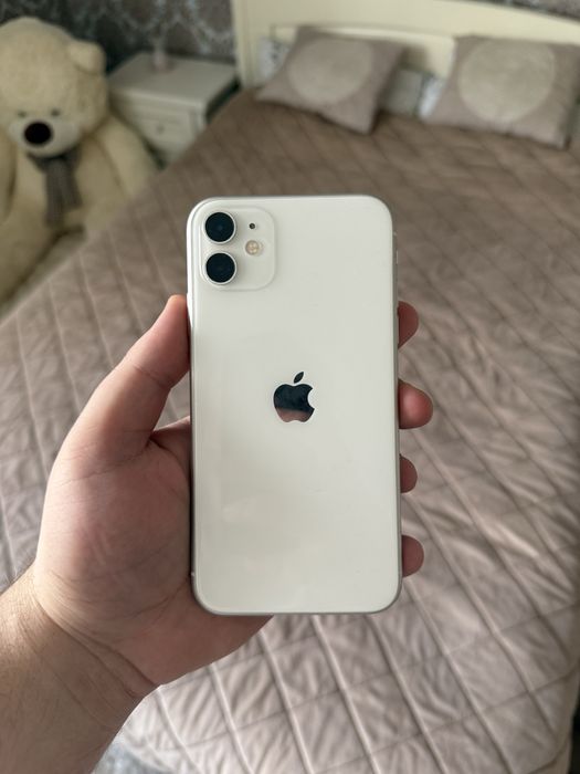 iPhone 11 64 White