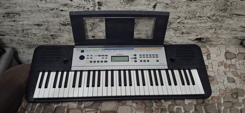 Keyboard Yamaha YPT-255 STAN IDEALNY!