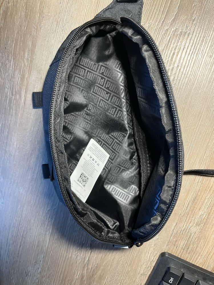 Продам оригінальну сумку Puma