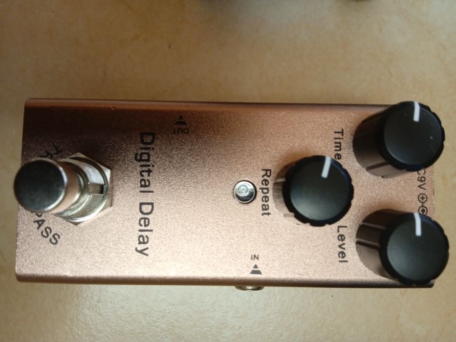 Продам гітарні педалі