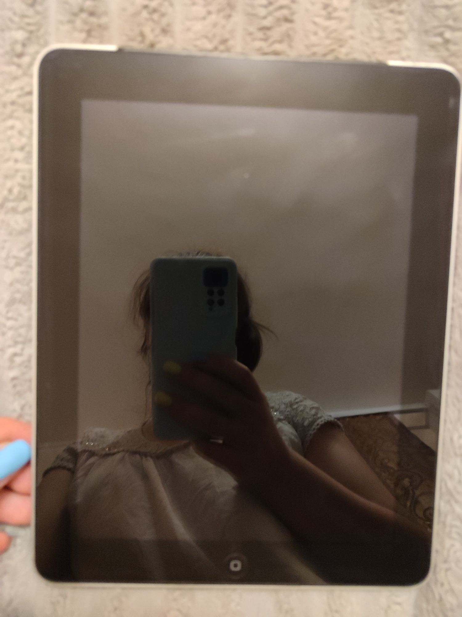 iPad 1-го покоління, 64GB, Wi-Fi + 3G (A1337)