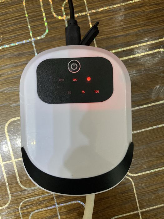 Компрессор автономный на аккумуляторе для аквариума и рыбалки