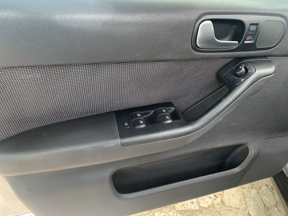 Audi A3 // 47 mil kms // AC // ÚNICO e IMPECÁVEL