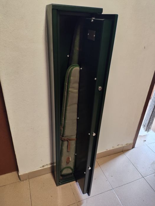 Cofre para 2 Armas + 2 Capas