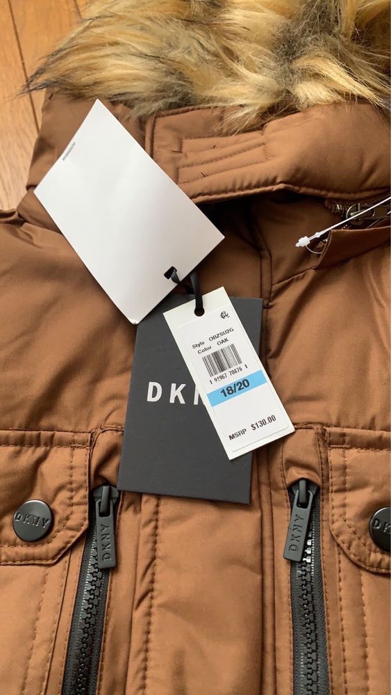 Зимняя куртка подростковая DKNY