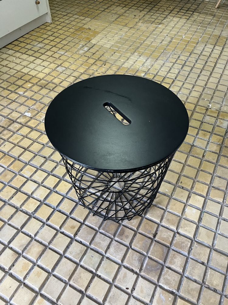 Mesa de arrumação IKEA