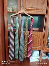 Краватки вживані
