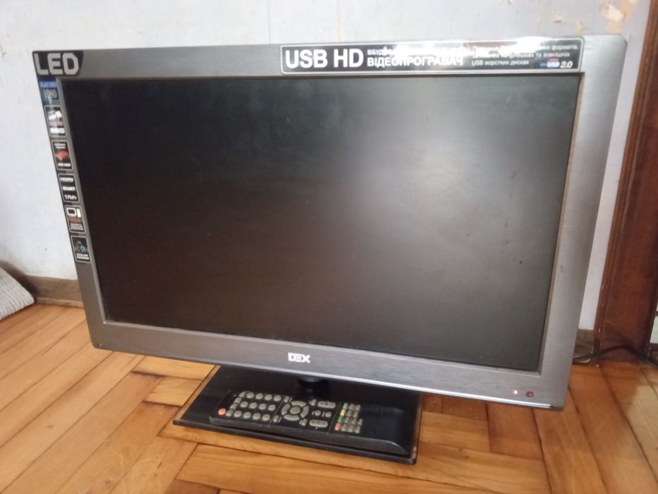 Телевизор Dex 22"