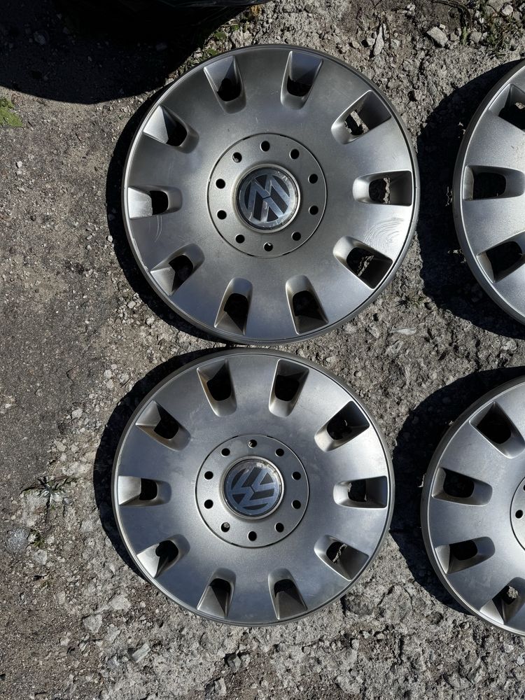 Оригінальні ковпаки Volkswagen R16, R15