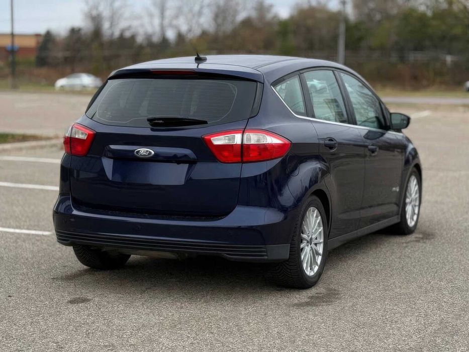 Ford C-Max Hybrid SEL      2016
