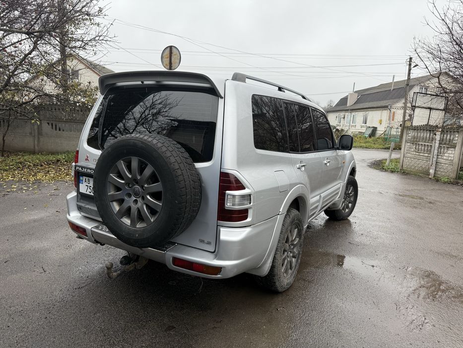 Mitsubishi pajero