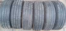 Продам шини 195/75/15