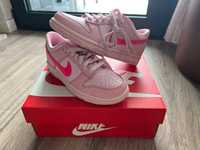 Nike Dunk Low Triple Pink (GS)  - EU 35.5/UK 3/US 3.5Y