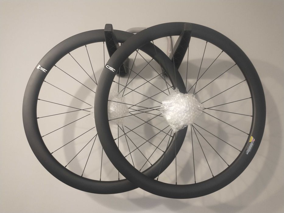 Koła karbonowe CSCT31,UD matte, 40x32,centerlock,tubuless,gravel/szosa