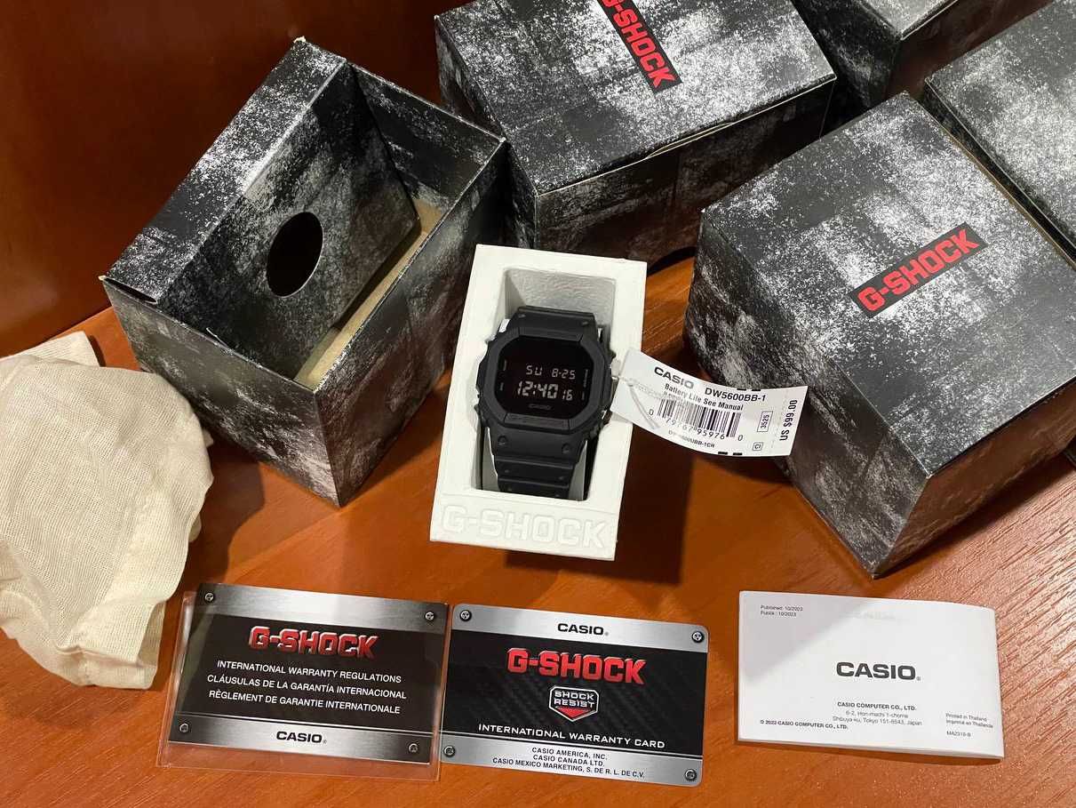 Casio G-Shock DW-5600BB-1 чоловічий годинник оригінал чорний Часы