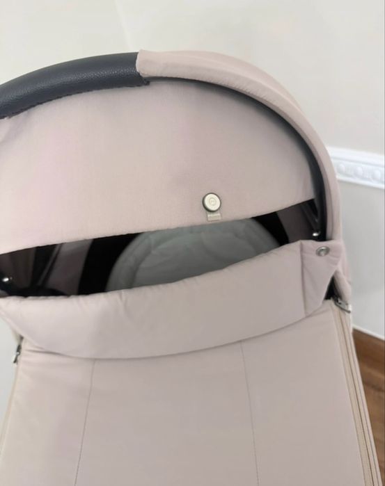 Sprzedam gondole cybex priam 4.0