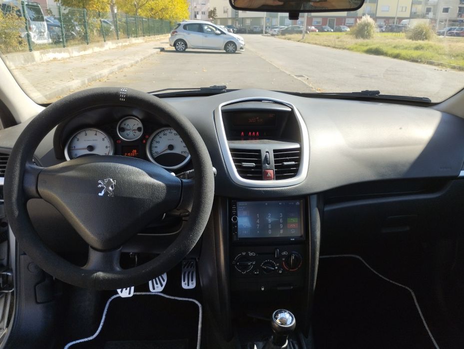 Peugeot 207 1.4 16v 2007