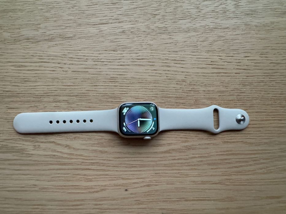 Apple Watch Series 8 - 41 mm, GPS, kolor księżycowa poświata
