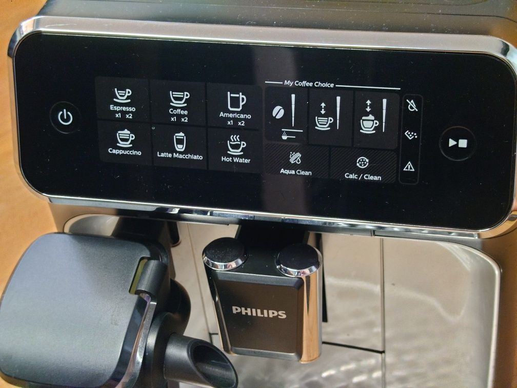 Ekspres automatyczny Philips 3200 LatteGo