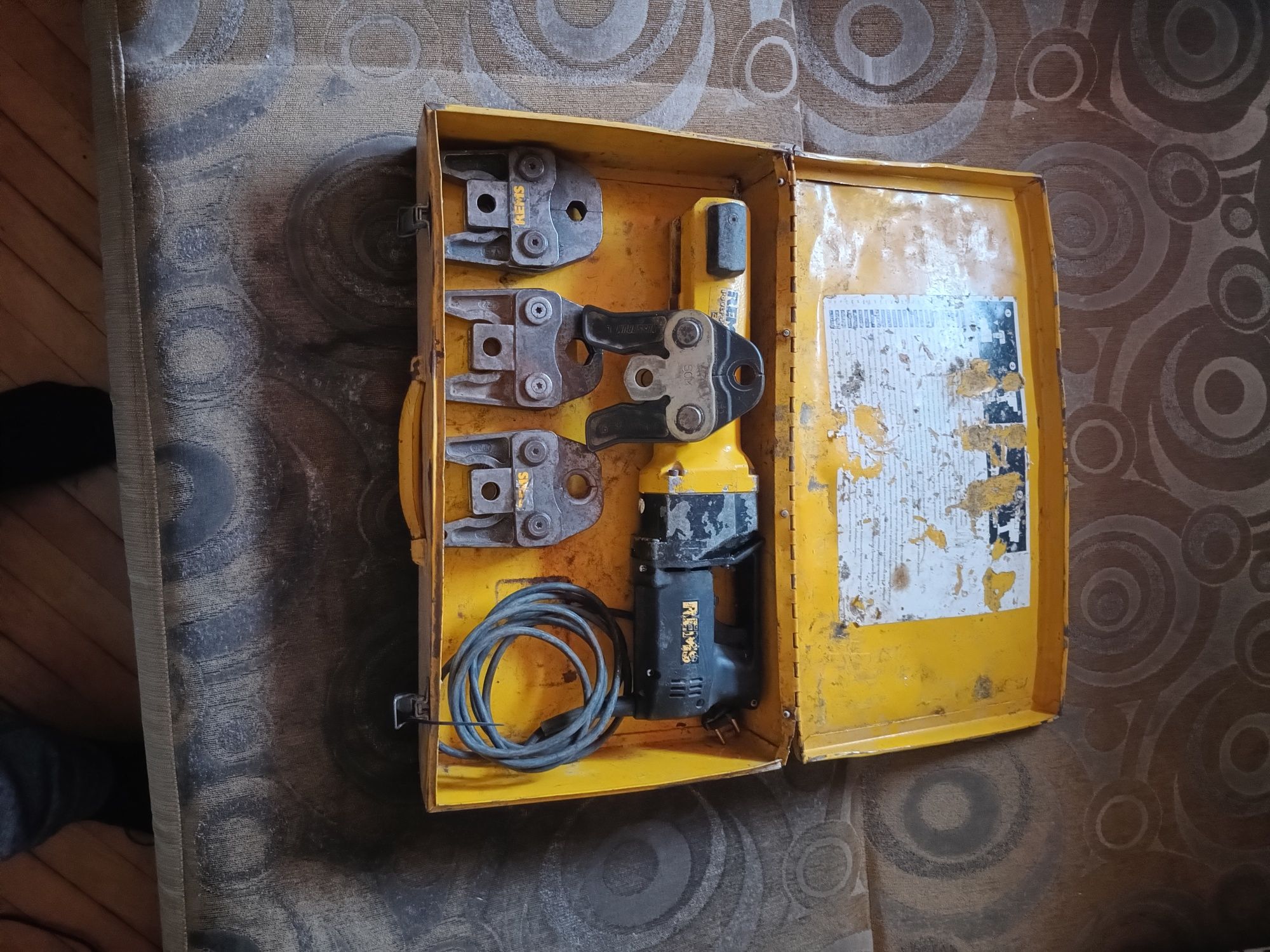 Zaciskarka rems power press E +zaciski