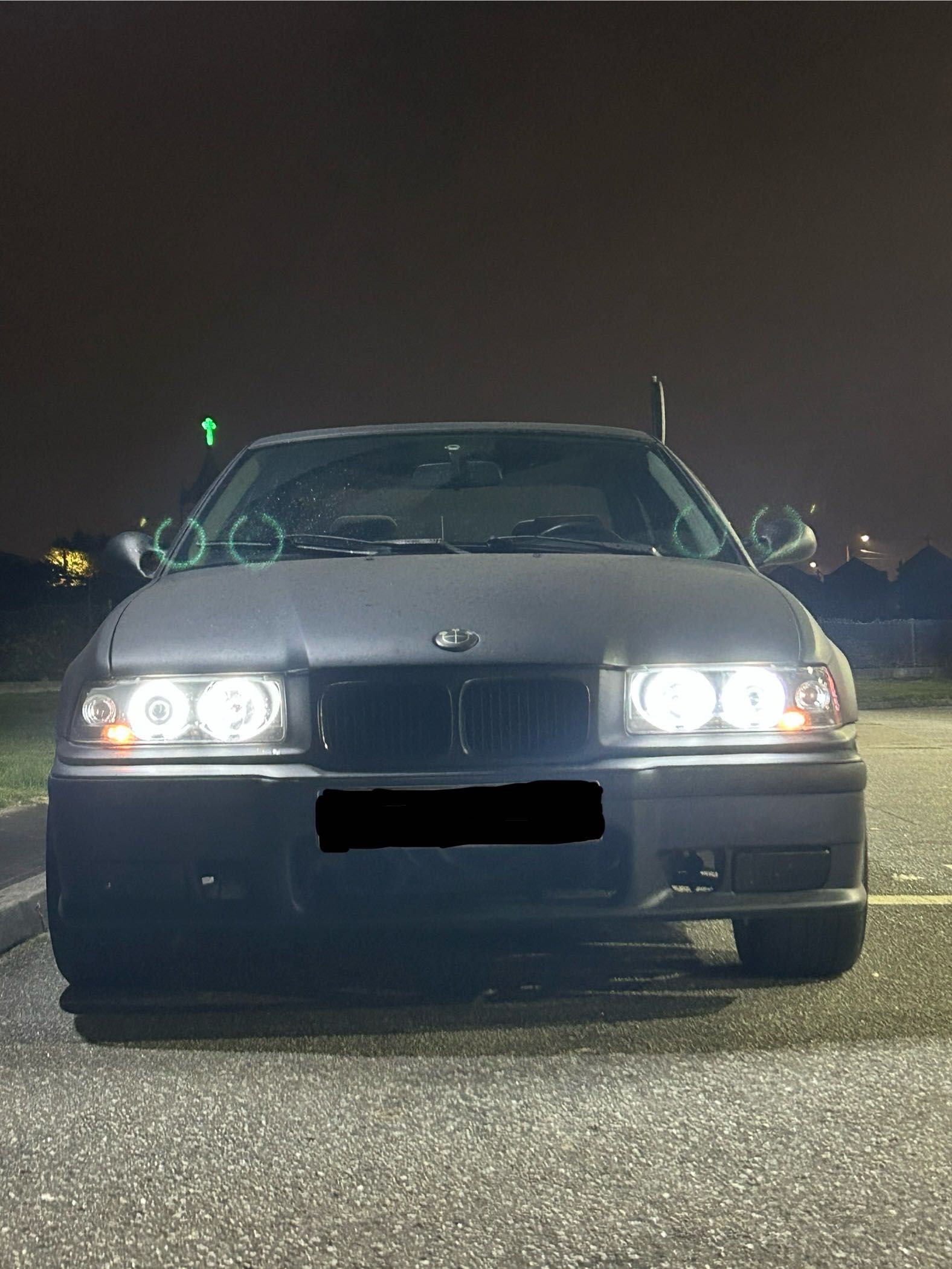 Bmw e36 318is sedan