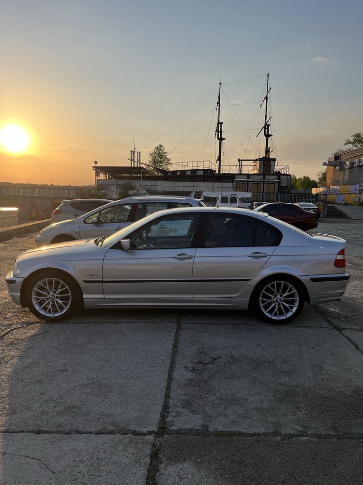 Продам BMW e46 320d