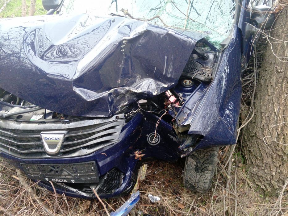 Продам Дачия Сандеро після ДТП 2012року, 1,2 л.Газ-Бензин,під розборку