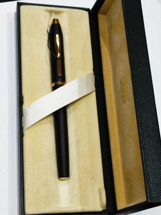 Esferográfica CROSS Rolled Gold NOVA