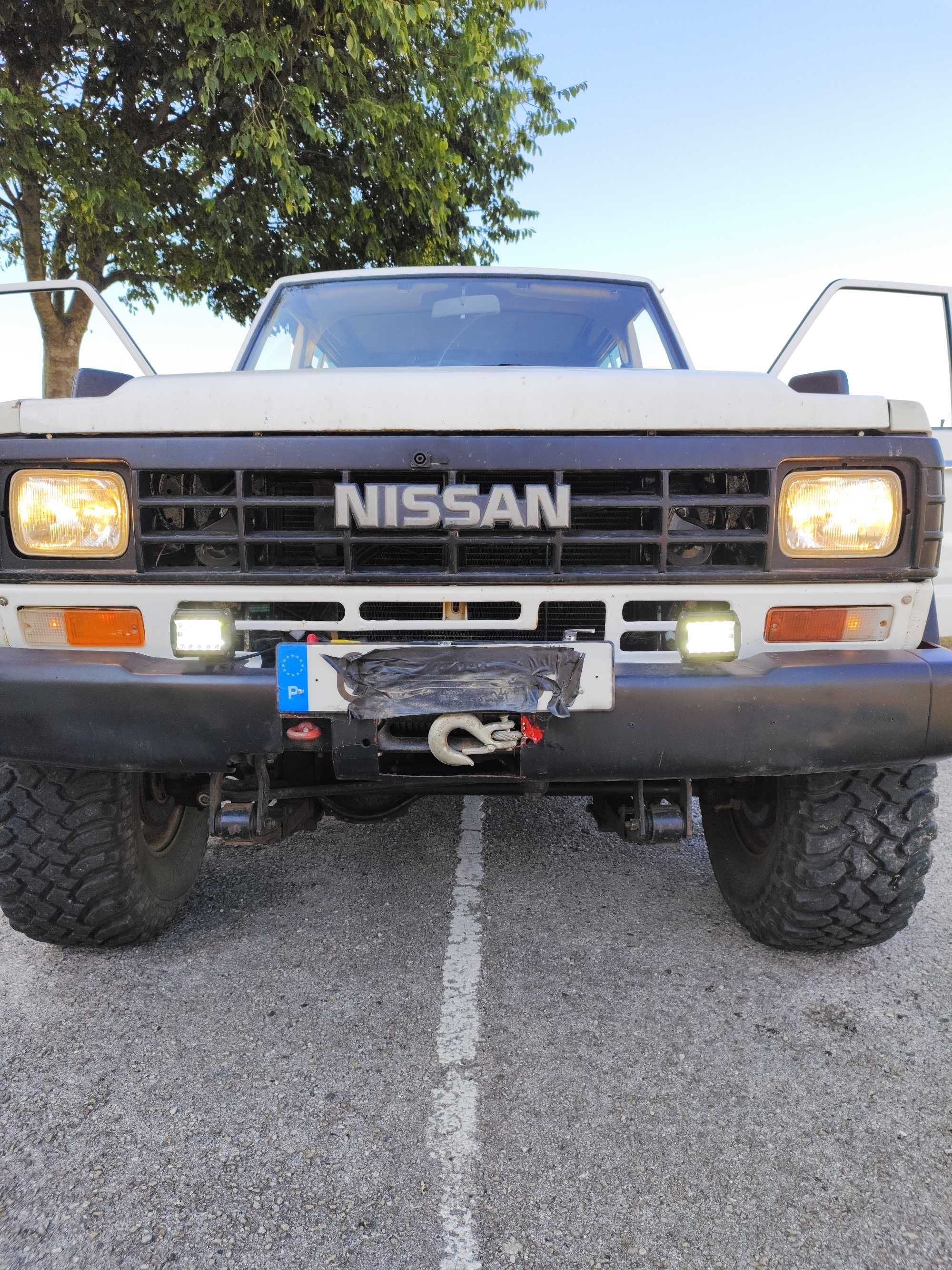 Nissan Patrol. 3.3 Turbo disel tudo averbado