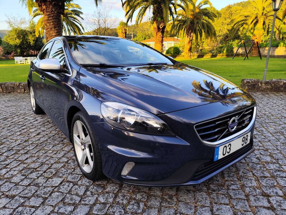 Volvo V40 1.6 D R-Design - Revisão Feita - Aceito Retoma - Impecável
