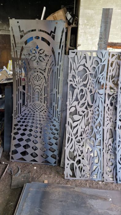 Лазерна різка металу Металеві вставки Паркан ранчо Ворота жалюзі Ковка