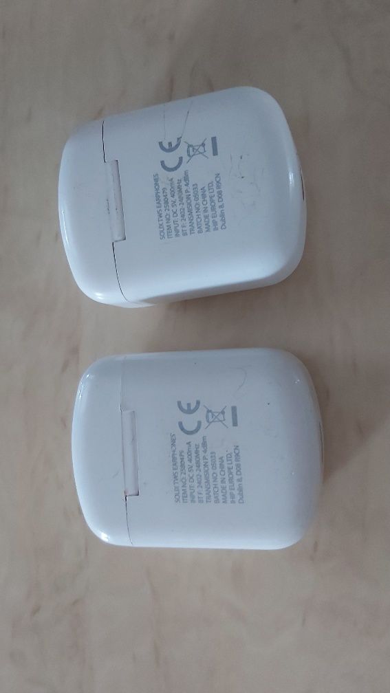 2 ładowarki solix