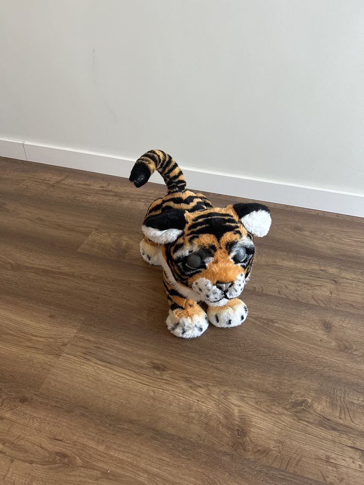 Tigre fur real friends B9071