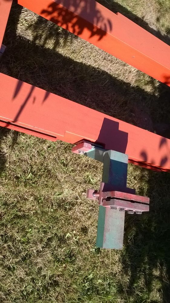 Rama  blacharska , płyta z docerem hydraulicznym 10 ton