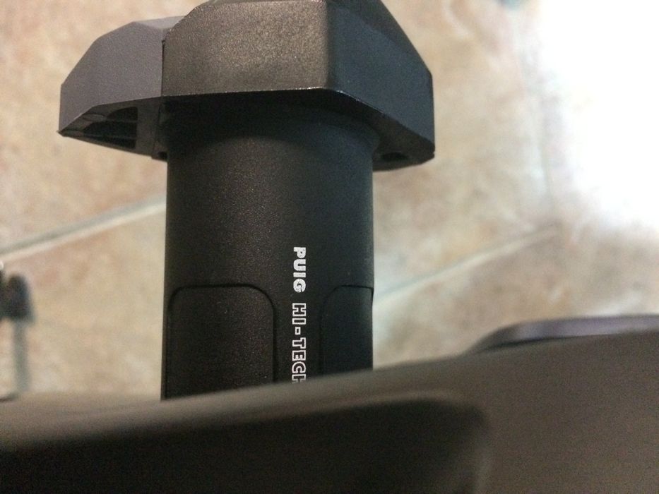 Yamaha YZF-R1 (rn12 2005) c/cavaletes e casaco dainese