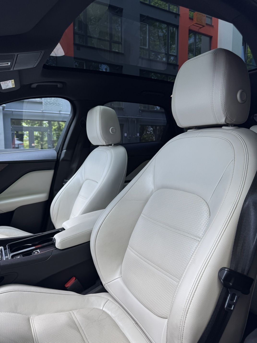 Jaguar F-Pace 2016 2.0d AWD