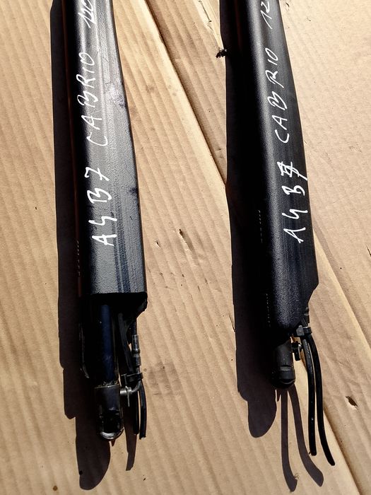 Siłownik klapy Audi A4 B7 cabrio, 8H0871.606,8H0871.695