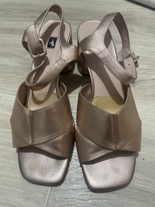 Босоніжки L carvari