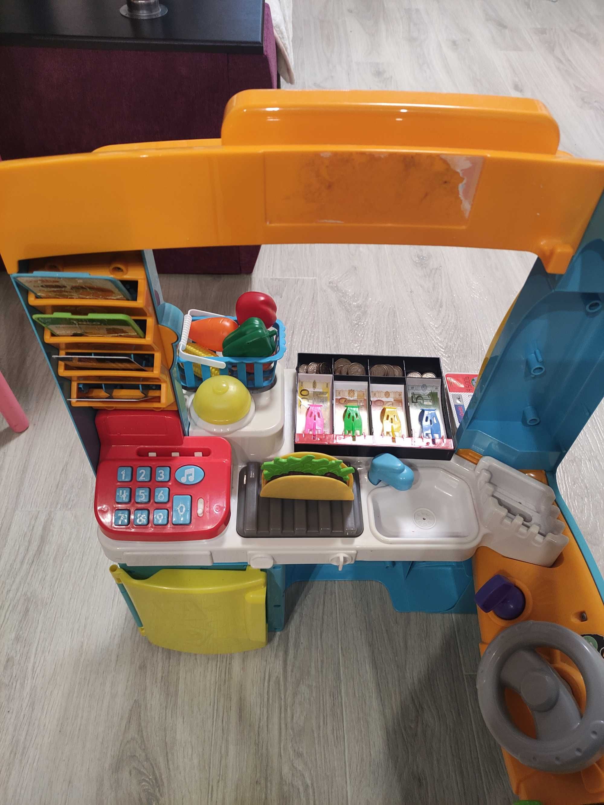 Музичний, великий автобус - магазин Fisher Price