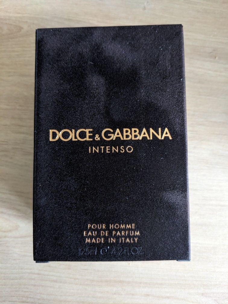 Dolce&Gabbana intenso pudełko