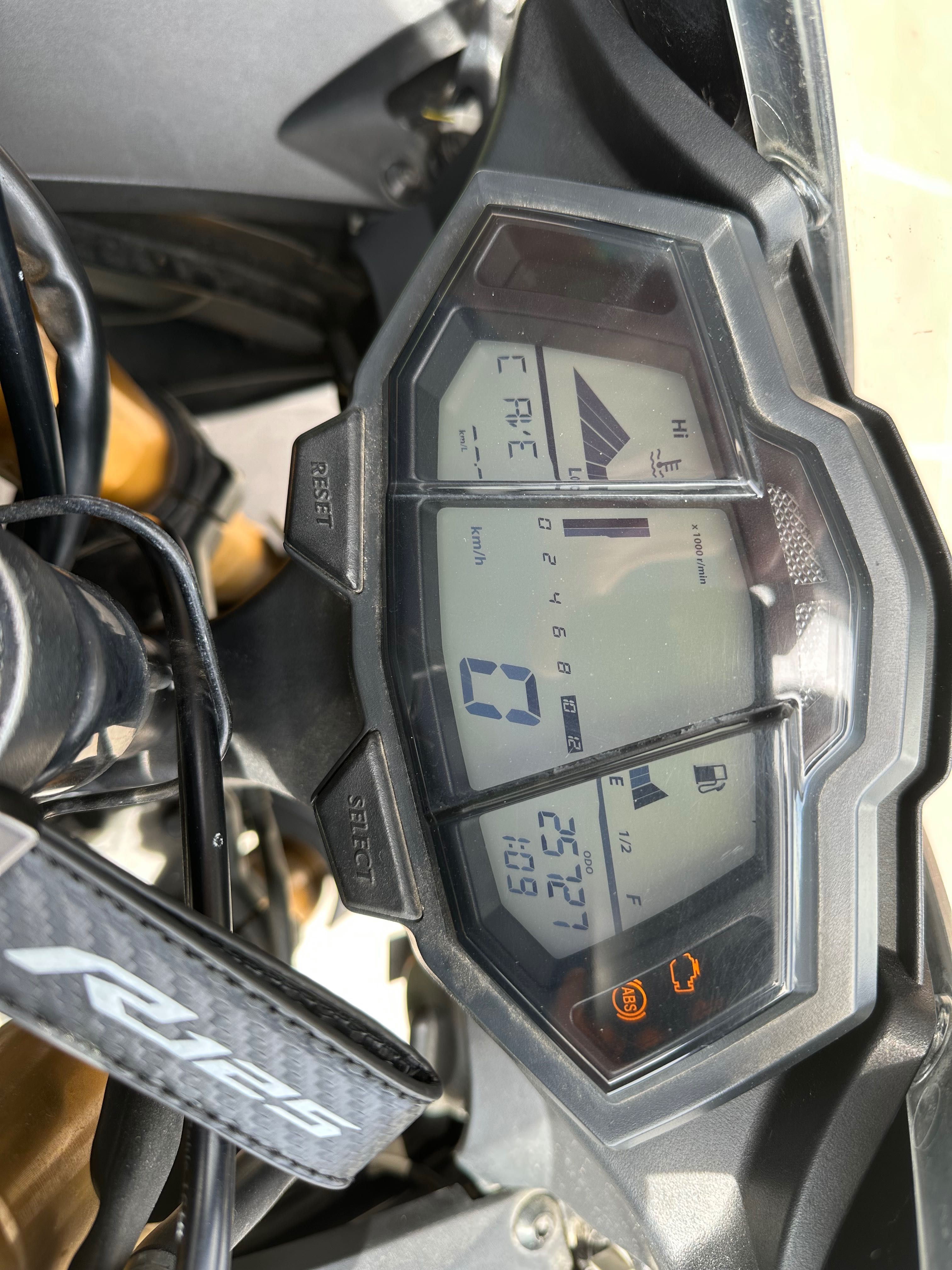 YAMAHA YZF R125 Oportunidade!!