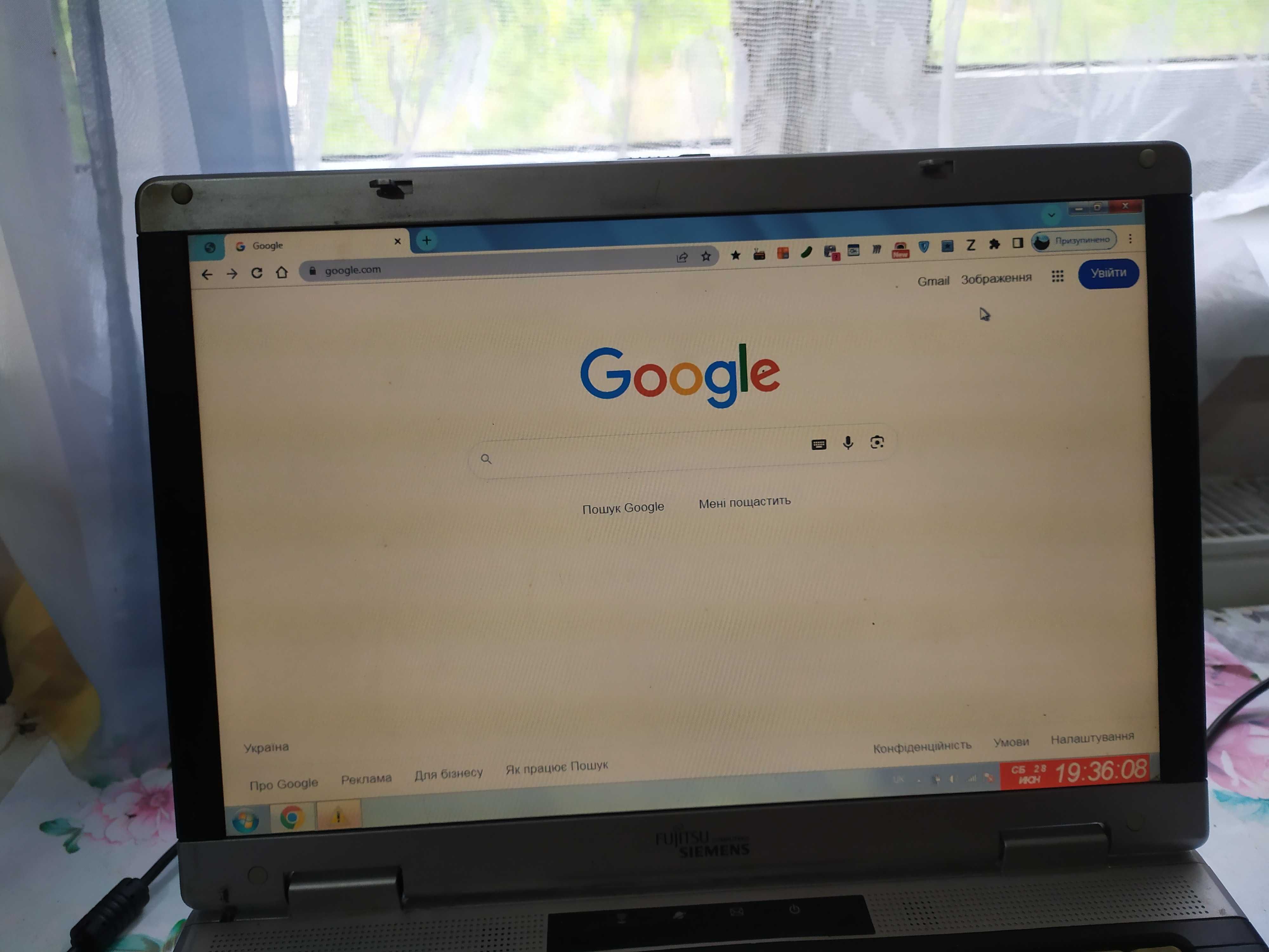 Ноутбук Fujitsu Amilo pro V3405