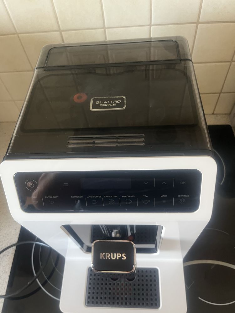 Ekspres krups EA8900